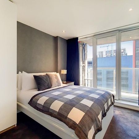 Two Bedroom Apartment - London Excel Stays Exterior photo