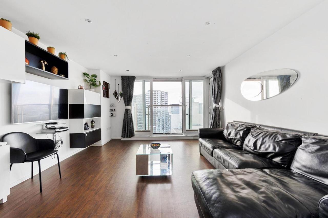 Two Bedroom Apartment - London Excel Stays Exterior photo